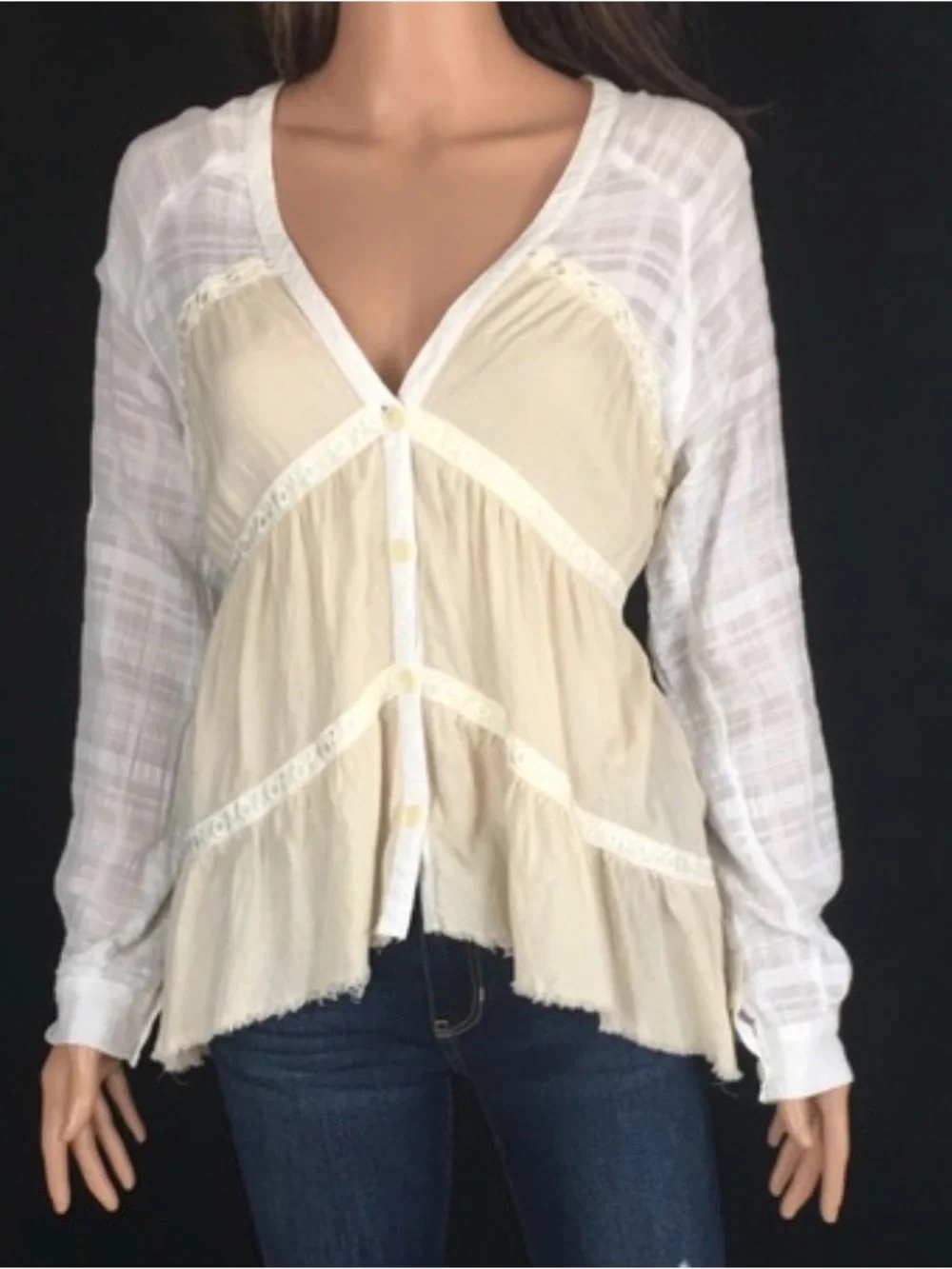 Free People 100%  Cotton Embroidered Boho Top or Tunic Lace Trim V-neck Size XS